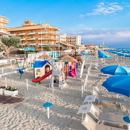 Hotel Cola Bellaria-Igea Marina Exterior foto
