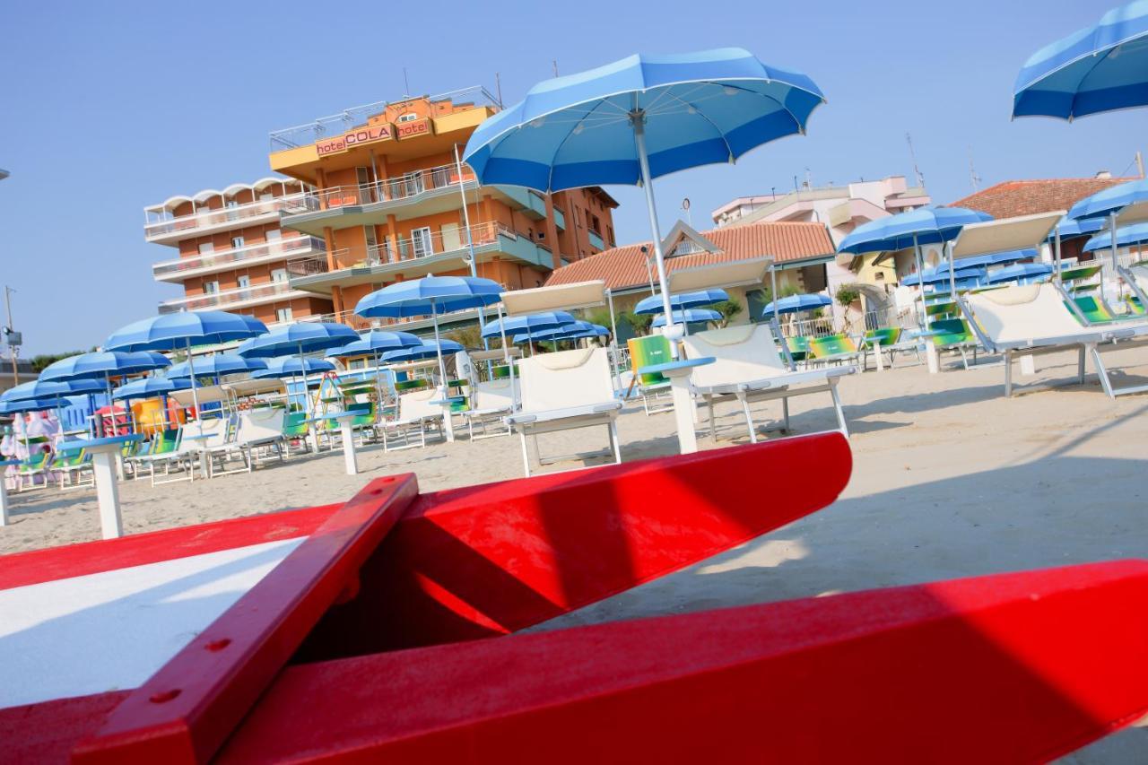Hotel Cola Bellaria-Igea Marina Exterior foto