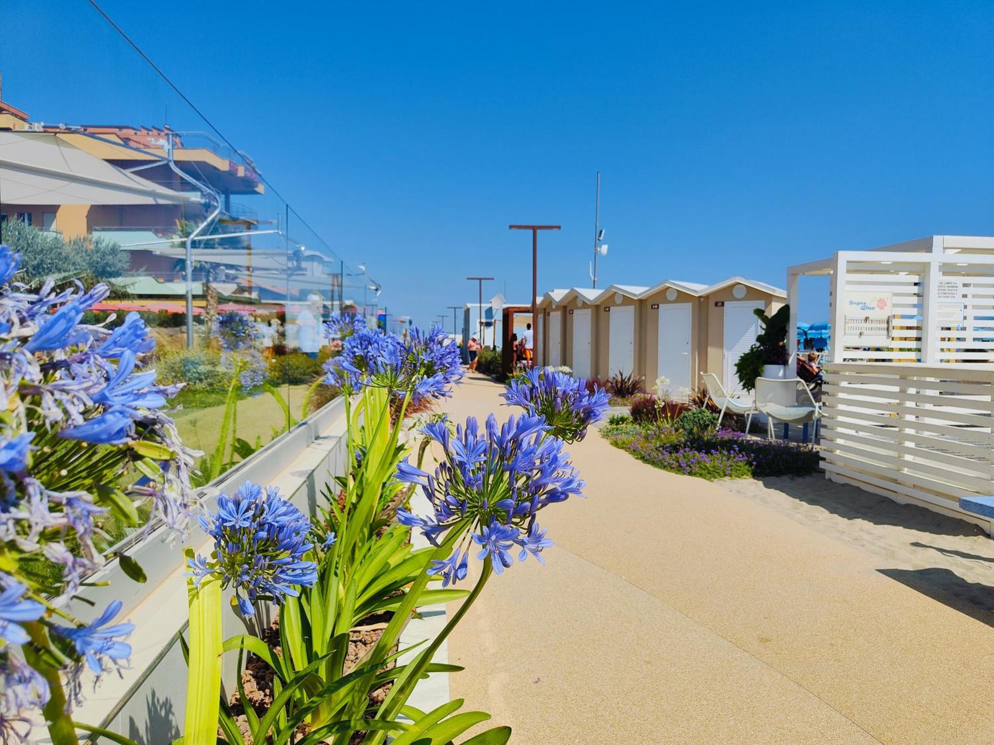 Hotel Cola Bellaria-Igea Marina Exterior foto